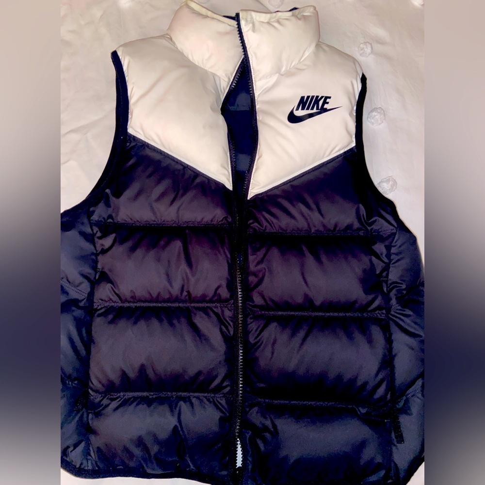 Women’s Nike vest size small